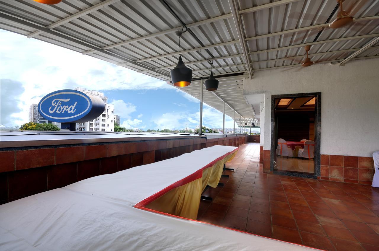 Shreeji Vatika Hotel Surat Exterior foto